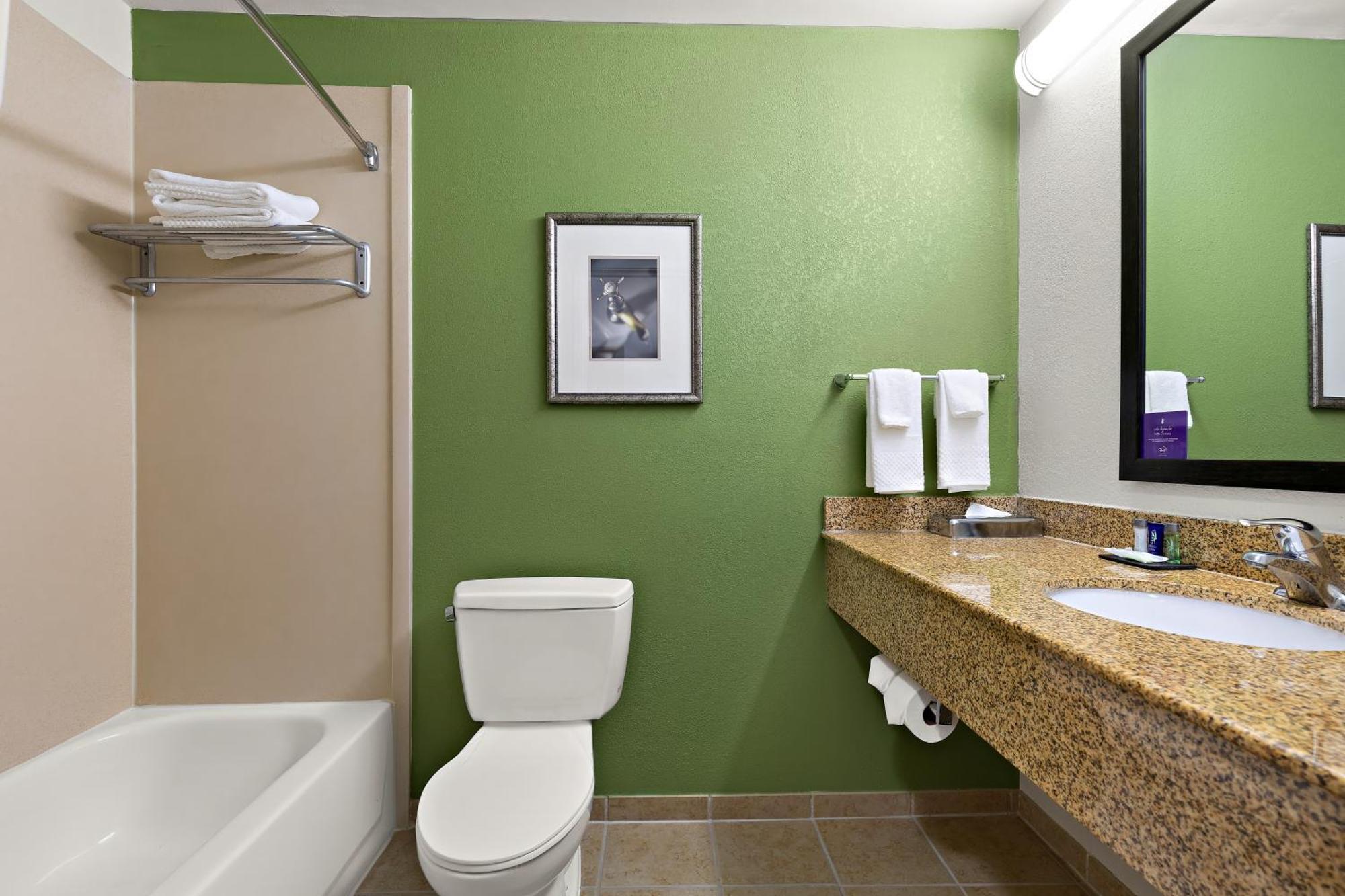Sleep Inn & Suites Near Joint Base Andrews-Washington Area Morningside Dış mekan fotoğraf